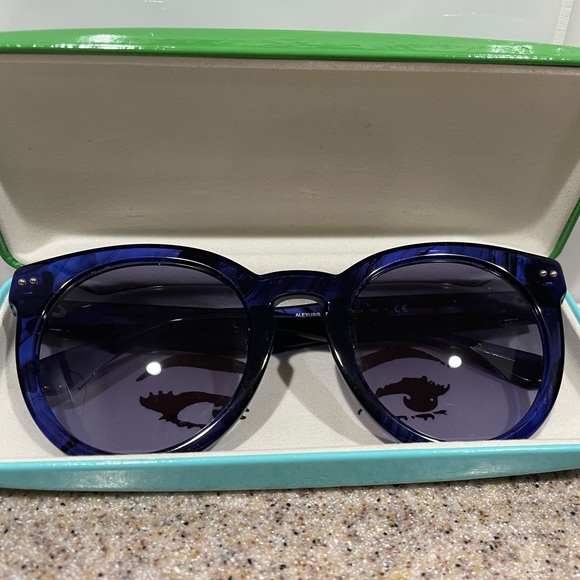 Kate Spade Alexus Sunglasses - Picture 3 of 5